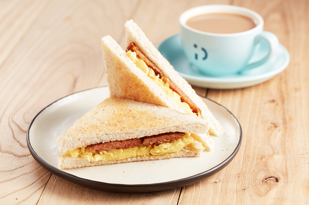 新餐肉炒蛋治Omni Luncheon Eggless Toast