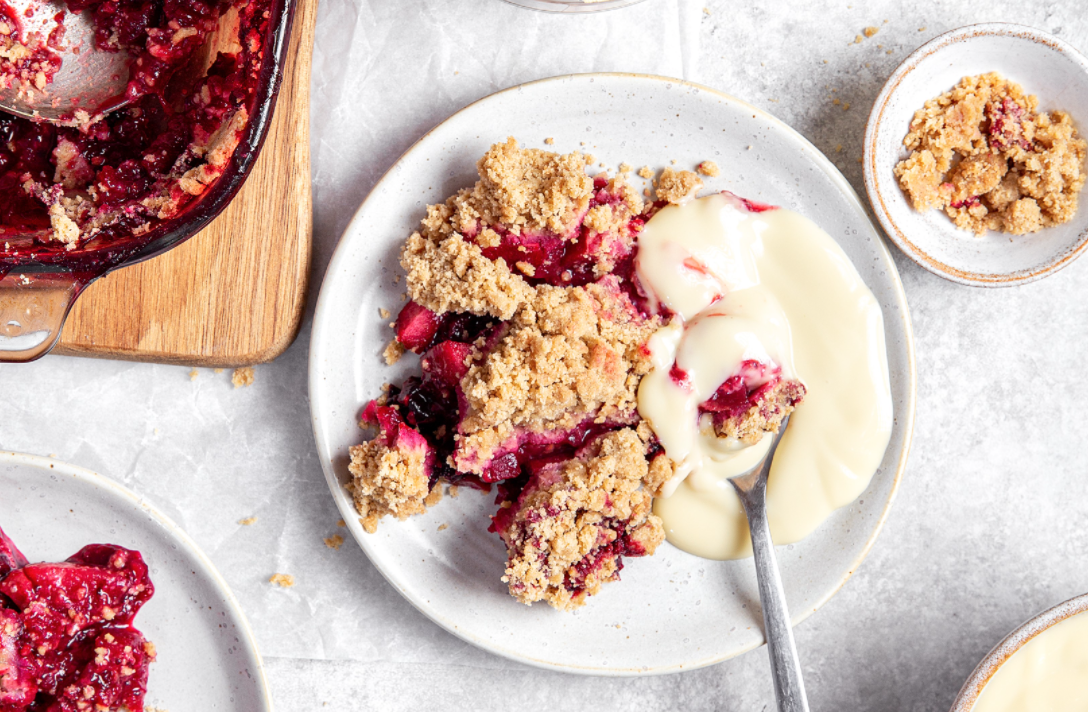 vegan apple crumble.png