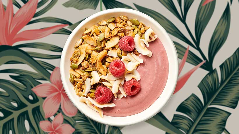 Raspberry Coconut Smoothie Bowl Veggie Pret landscape